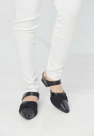 Xenia Heels | Black