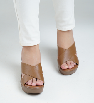 BTS -Crossover heel wedge | Brown