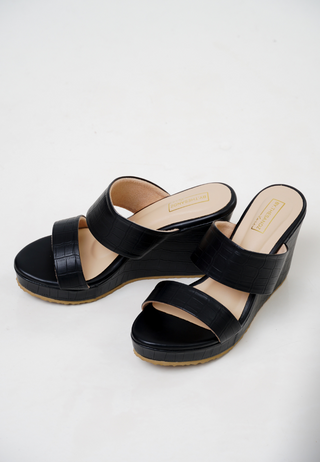 Rania Wedges | Black