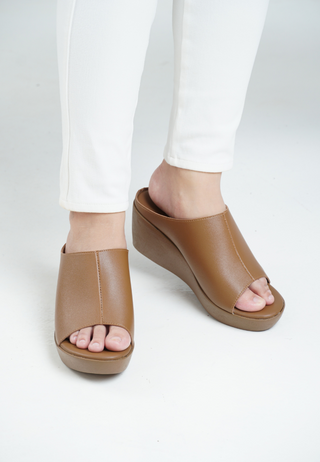 BTS - Open toe slip in Mules | Brown