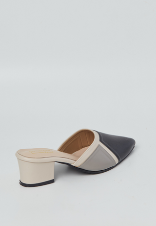 Vivi Heels | Black