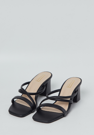 Bria Heels | Black