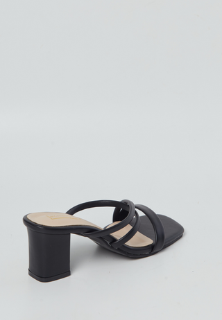 Bria Heels | Black