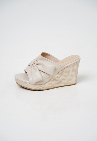 Tatiana Wedges | Beige
